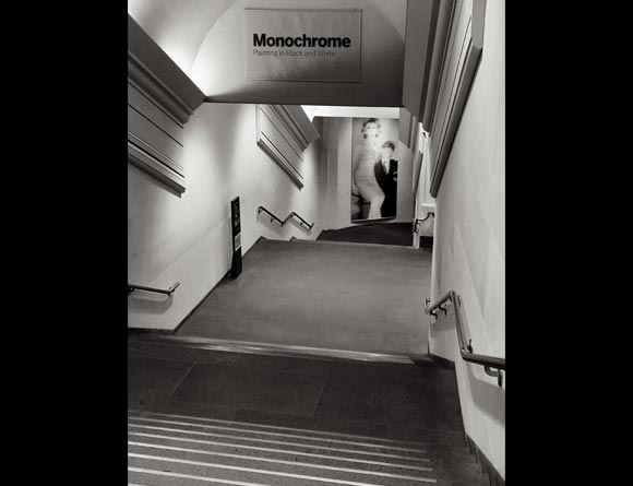 Londra, The National Gallery. Ingresso alla mostra Monochrome. Painting in Black and White.