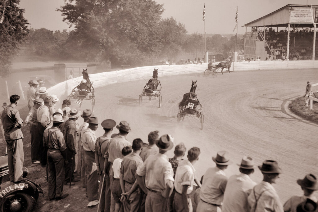 Wolcott, Marion Post, Spettacolo ippico, fiera della contea di Shelby. Shelbyville, Kentucky (1940). Farm Security Administration (Library of Congress)